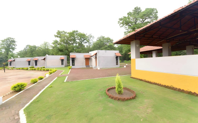 Kanha Kiskindha Resort