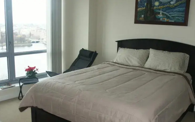 Charlesview Suites Beacon Hill