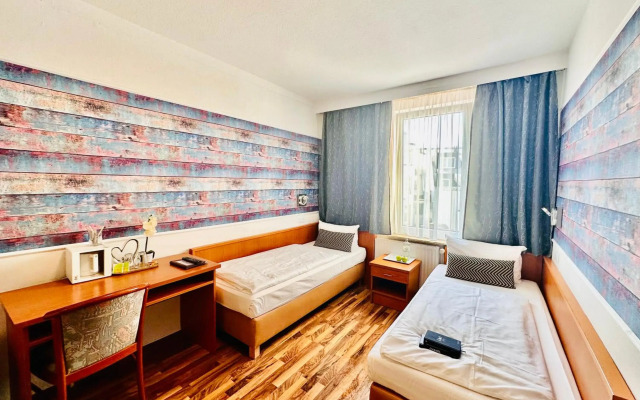 Hotel Condor
