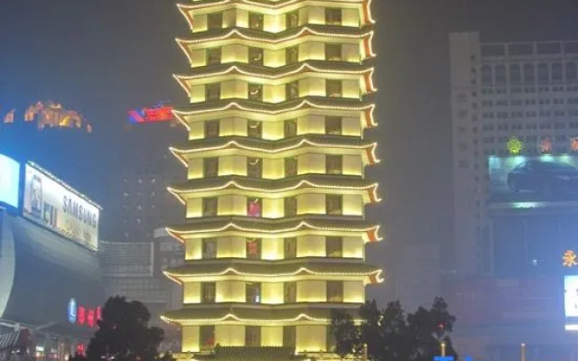 Young Fashion Express Hotel