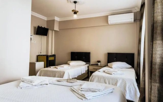Ki̇ Buti̇k Hotel