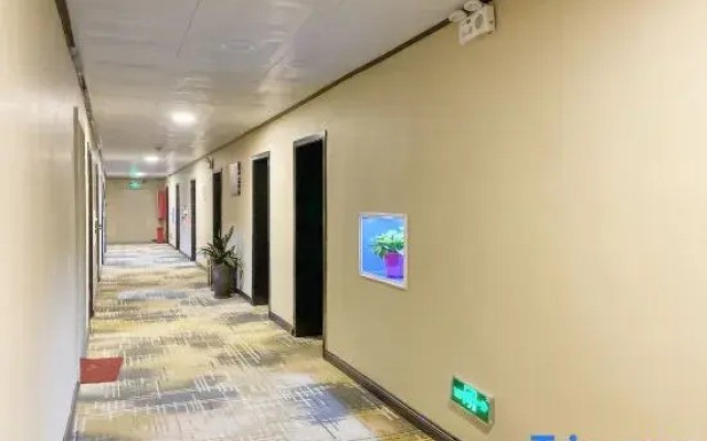 Urumqi light inn (Museum shop)