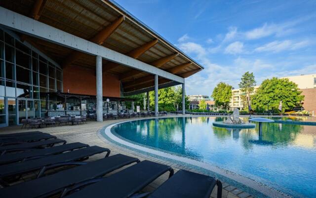 Hotel Azúr Prémium