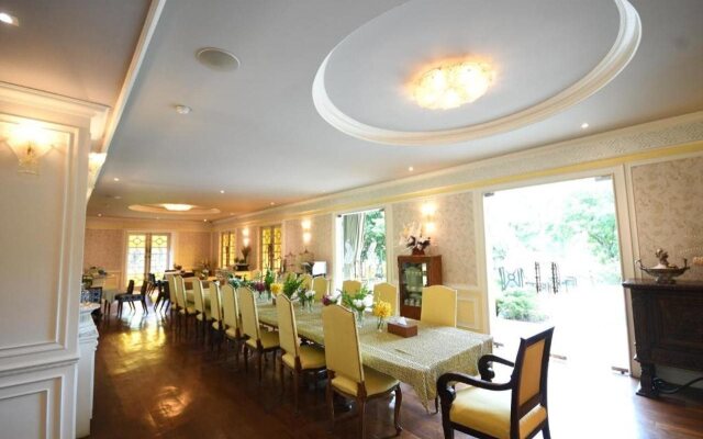 At Pingnakorn Riverside Hotel Chiangmai