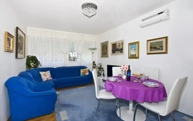 Apartment Depolo