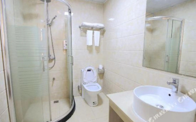Elong ME Hotel (Quanzhou Donghai Bay Taigu Plaza)