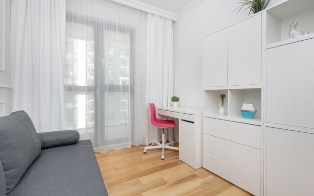 Apartment Skierniewicka 34 by Renters