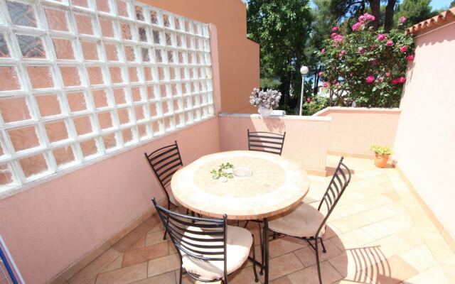 Apartments Villa Lucu