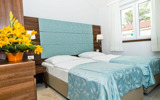 Zaton Holiday Resort Apartments