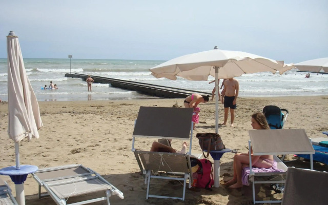 Hotel Marlisa Pier