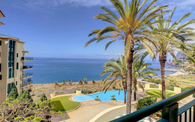 Vila Formosa Top View by MHM