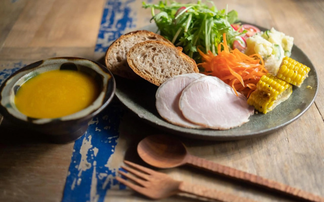 六根ゲストハウス Rokkon guest house