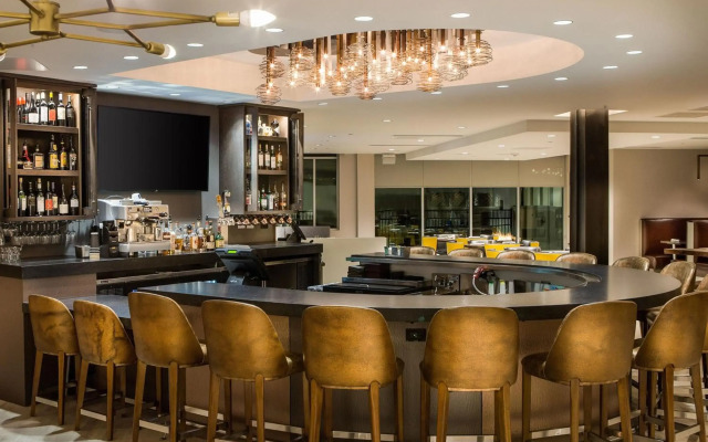The Southlake Hotel