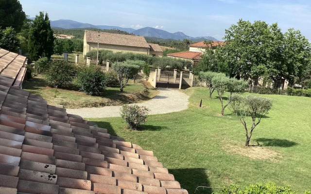 Villa in France With Private Pool & Garden