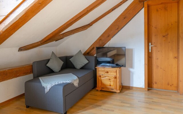 Chrona Bed & Breakfast