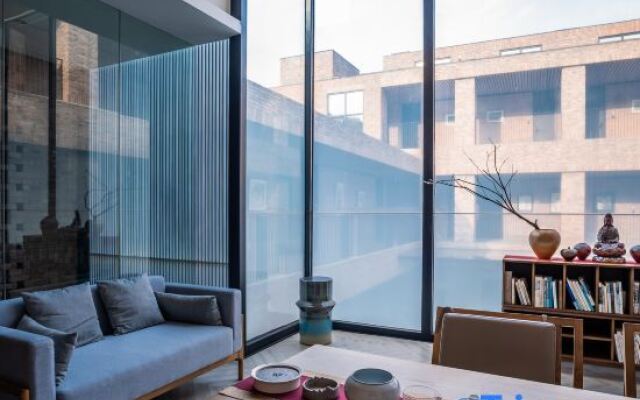 Yinju Jingde Art Hotel