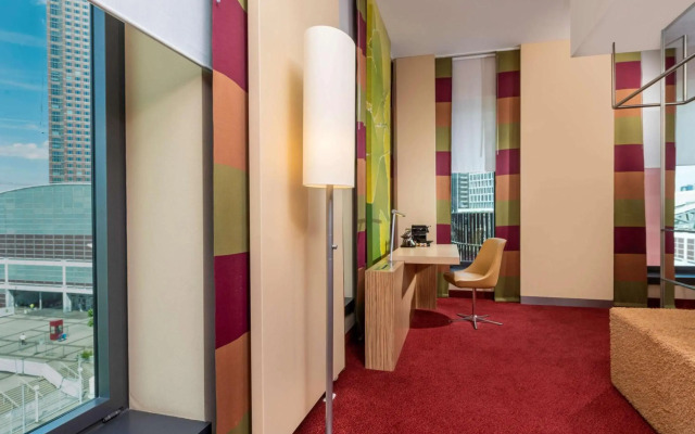 Mövenpick Hotel Frankfurt City