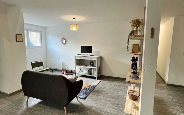 Stylish Stay in Central Sedan