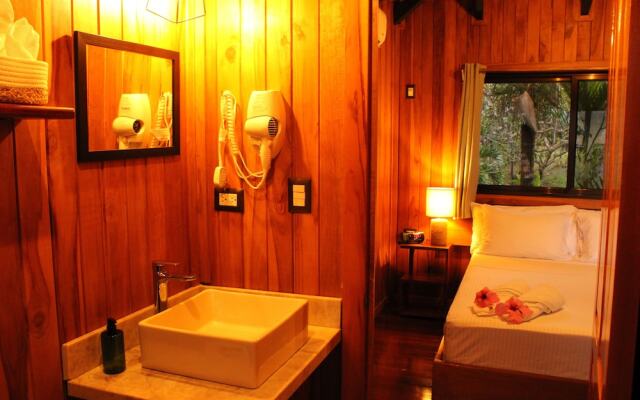 Natural Drake Bay Hotel Boutique