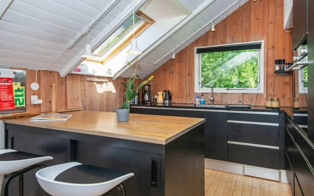 10 Person Holiday Home in Juelsminde-by Traum
