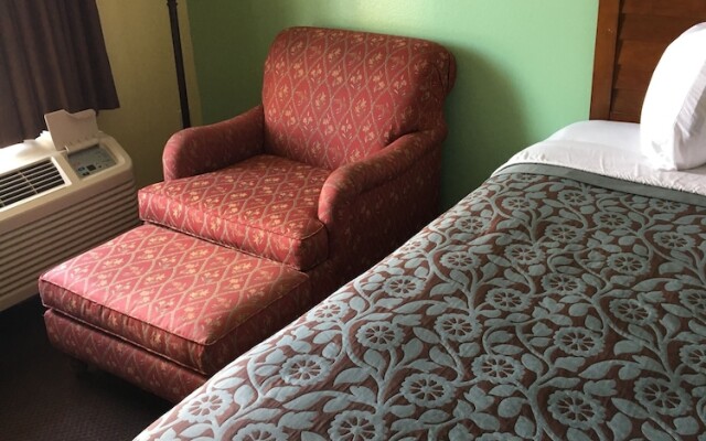 Days Inn by Wyndham Lamont/Monticello