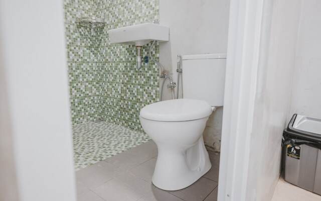 RedDoorz Plus Syariah near Universitas Lampung