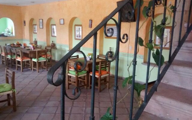 Hotel Mesón Del Cortijo