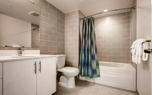Global Luxury Suites at Villa Street