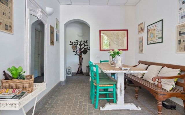 Scenic Apartment in Rome near Lago di Martignano