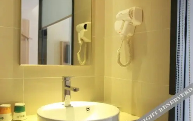 City Convenient Chain Hotel Jiefang Park Branch