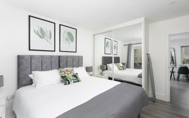 Skyvillion -vineyard Court- Enfield 1-bed Wgarden