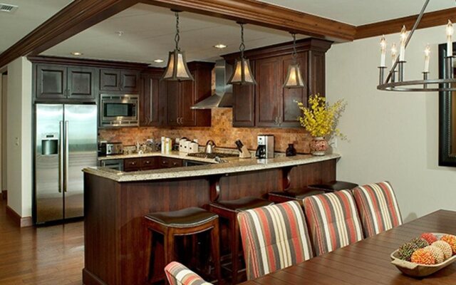 Vail Resorts Legendary Lodging at Ritz-Carlton Residences