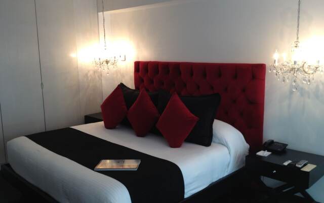 St Isidro Suites Corporate Housing SPA & Wellness Center
