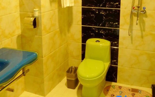 Ding Good Hotel Ruili