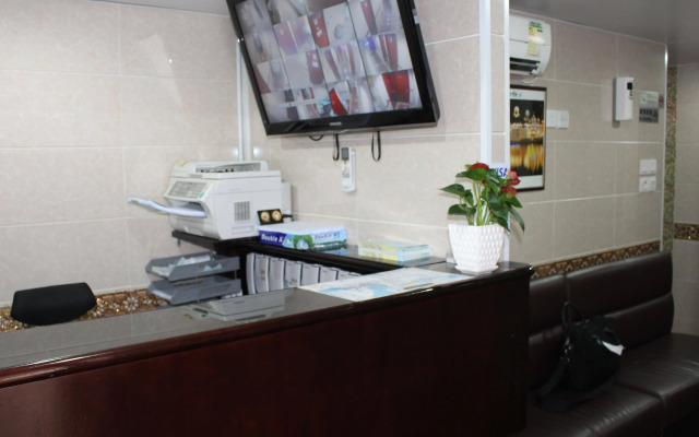 Hong Kong Premium Guest House