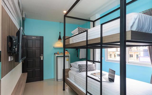 Hotel The Journey Patong New