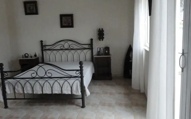 Villa Arokaria