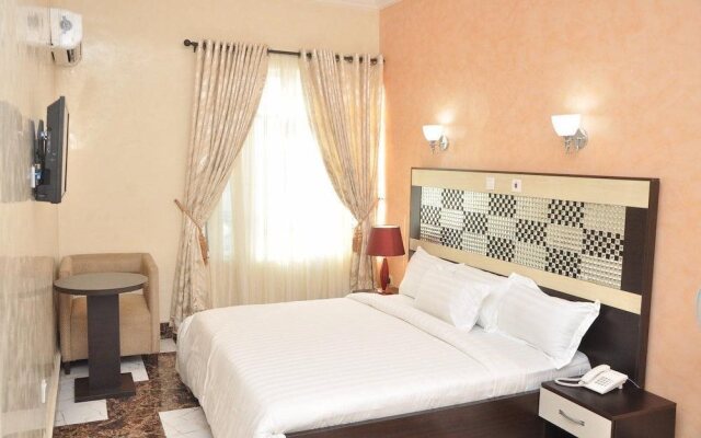 Top Rank Hotel Galaxy