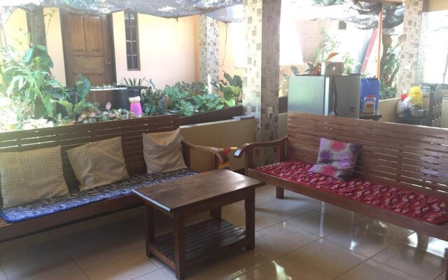 Villaluz Guesthouse