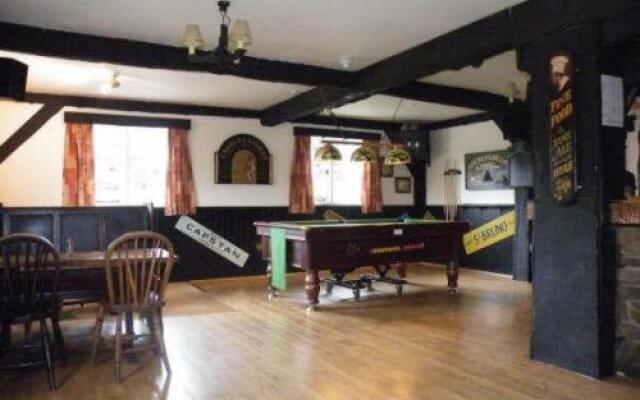 Three Horseshoes Inn