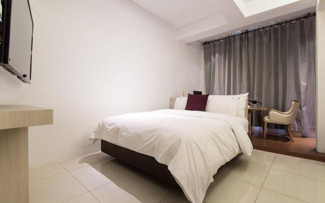 Smart Tourist Hotel