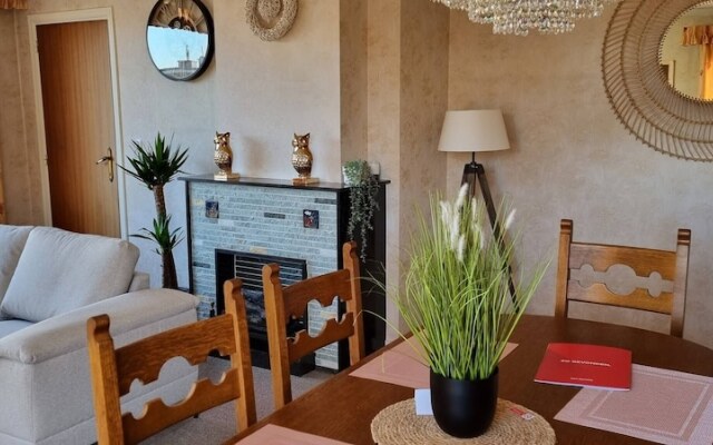 Superb Flat 3 Bedrooms Private Parking