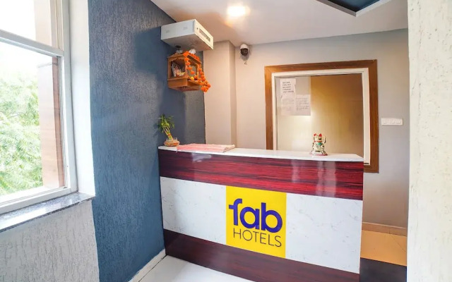 Fabhotel Dream Inn