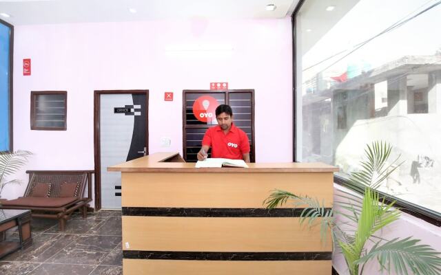 OYO 11497 Hotel Sharnam
