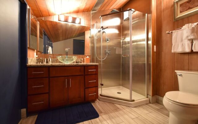 Mahina Surf 220 by RedAwning