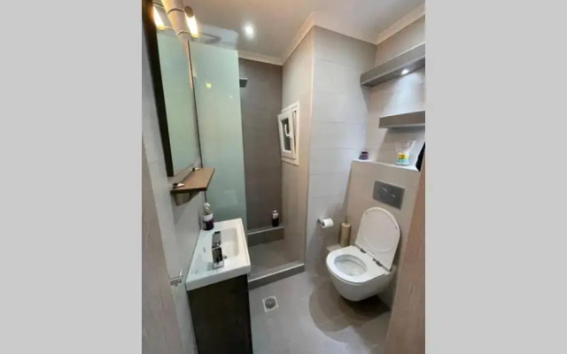 Comfort And Seaview Apartment Nea Paralia