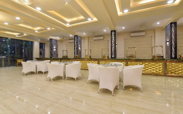Fabhotel Shiv Palace