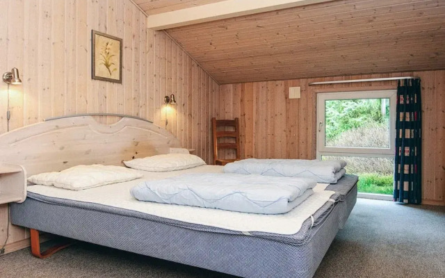 Secluded Holiday Home in Henne near Beach