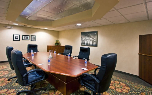 Holiday Inn Express Waterford