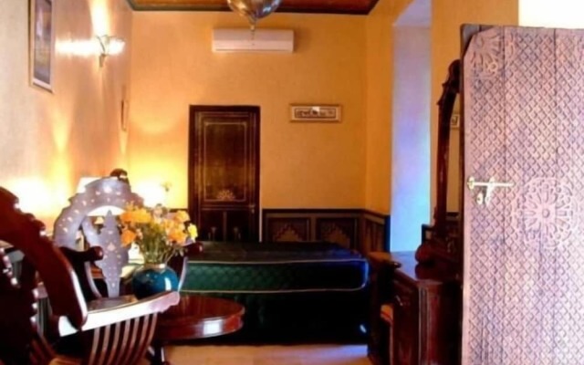 Nadir Home Riad